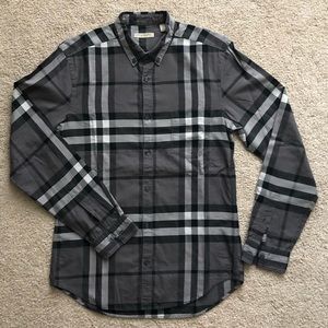 Burberry Men’s causal Shirt